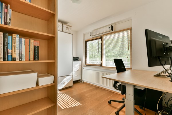Medium property photo - Henegouwenstraat 56, 1066 DG Amsterdam